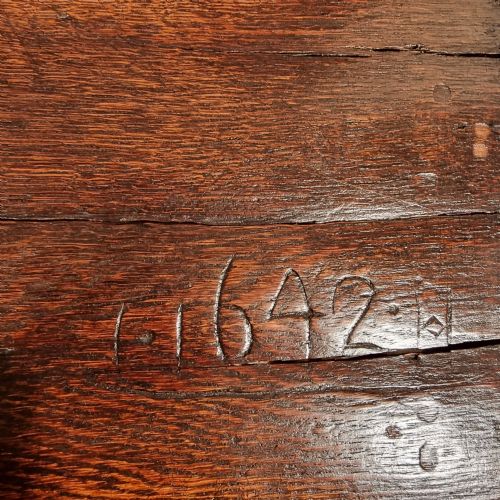 A SET OF SIX 17TH CENTURY STYLE DERBYSHIRE CHAIRS - ADDITIONAL PHOTO 3