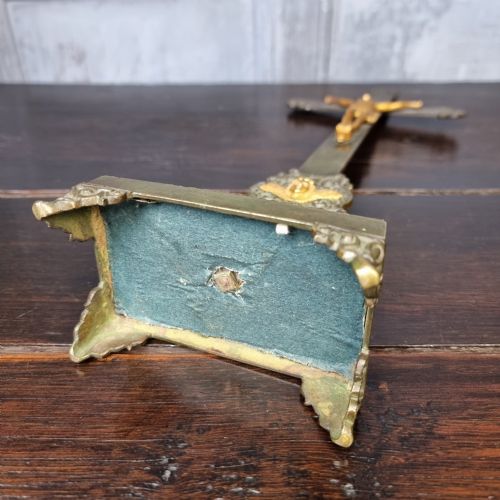 A LATE 18TH EARLY 19TH CENTURY CRUCIFIX - ADDITIONAL PHOTO 7