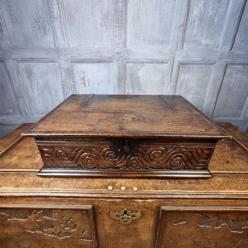 A LATE 17TH CENTURY DESK BOX - ADDITIONAL PHOTO 1