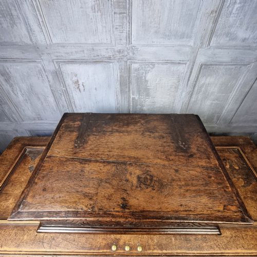 A LATE 17TH CENTURY DESK BOX - ADDITIONAL PHOTO 2