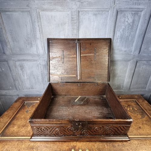 A LATE 17TH CENTURY DESK BOX - ADDITIONAL PHOTO 8