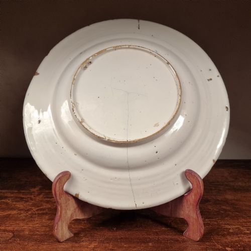 A LARGE 17TH CENTURY DELFT CHARGER - ADDITIONAL PHOTO 5