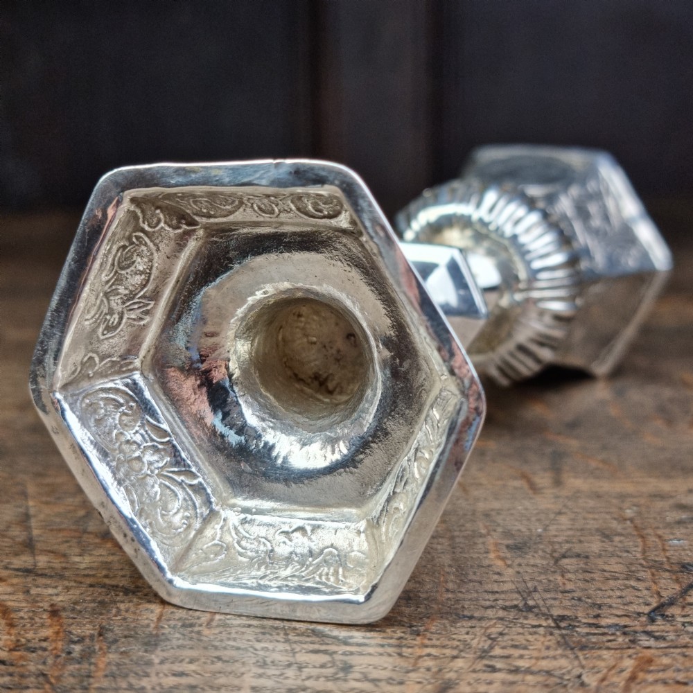 A small late 18thC silver Kiddush type cup.  View X