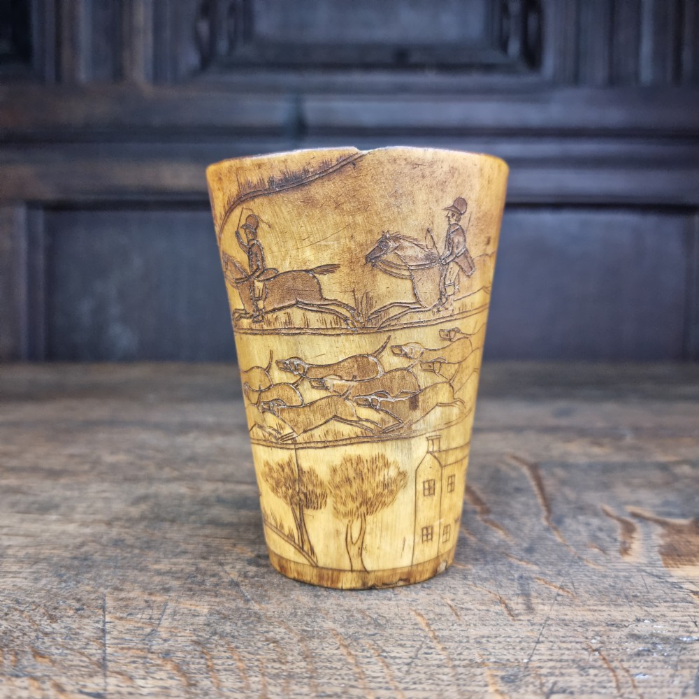 A george III horn hunting cup. View IV