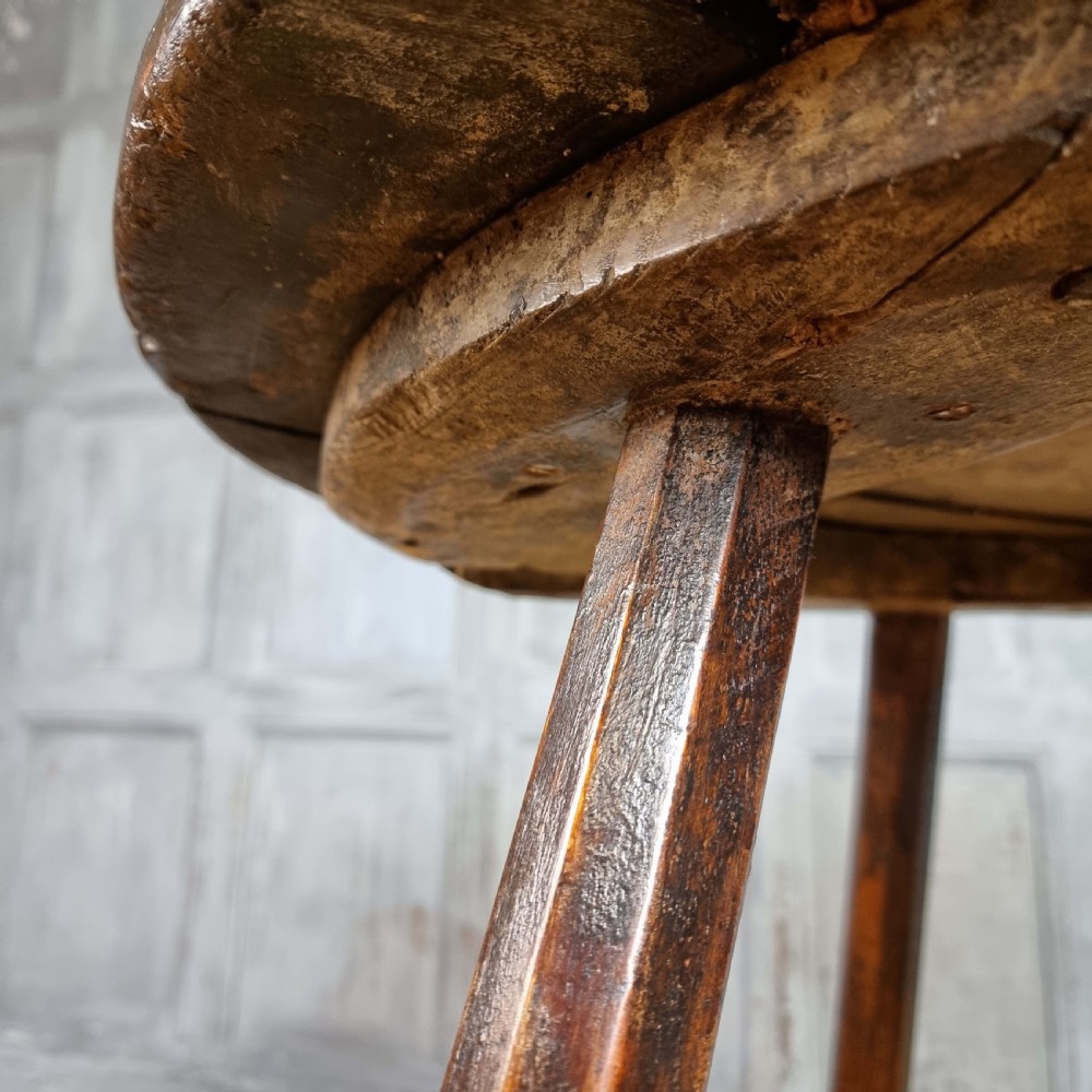 A superb 18th century cricket table. View XI