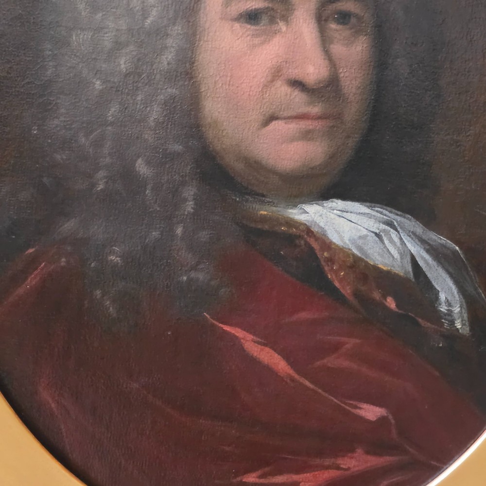 Alternate View