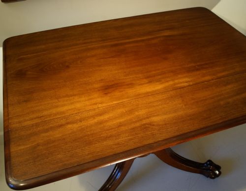 QUALITY MAHOGANY PEDESTAL SUPPORT PEMBROKE TABLE WITH FINE CLAW FEET CIRCA 1840 - ADDITIONAL PHOTO 1