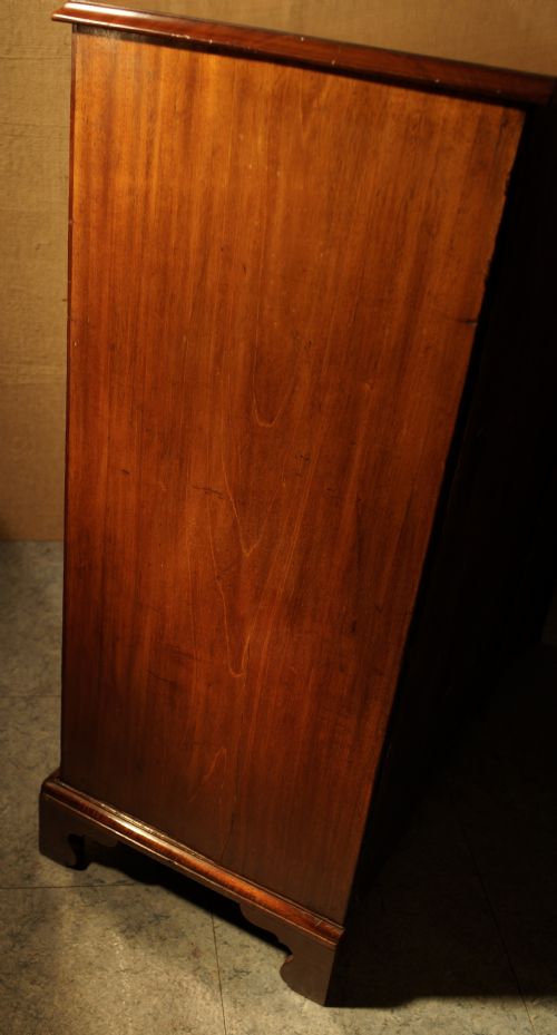IMPOSING MAHOGANY CHEST OF DRAWERS OAK LINED CIRCA 1800S - ADDITIONAL PHOTO 2