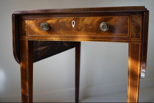 GOOD QUALITY MAHOGANY INLAID PEMBROKEBREAKFAST TABLE CIRCA 1800 - ADDITIONAL PHOTO 5
