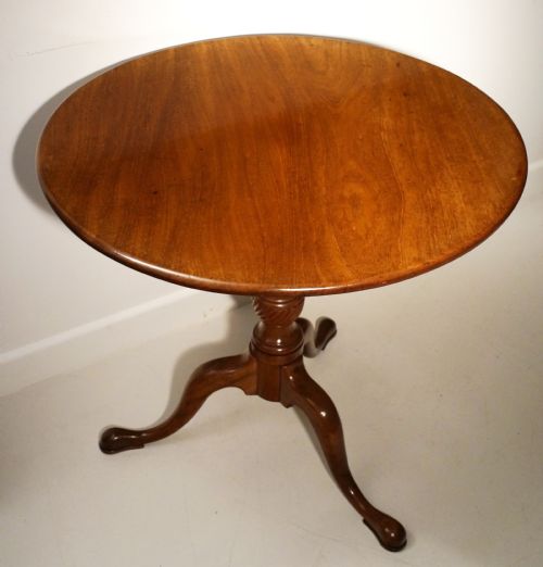 circular one piece mahogany tilt top tripod table - CATEGORY: ANTIQUE TABLES - DATED 1800