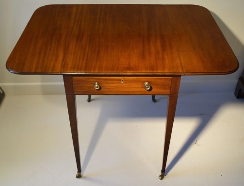 elegant solid mahogany pembroke table with black and white stringing circa 1800s - CATEGORY: ANTIQUE TABLES - DATED 1800