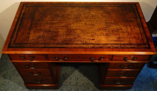 late victorian 3 piece walnut pedestal desk - CATEGORY: ANTIQUE DESKS - DATED 1900