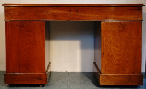 LATE VICTORIAN 3 PIECE WALNUT PEDESTAL DESK - ADDITIONAL PHOTO 3