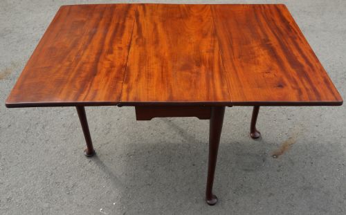 solid heavy quality georgian mahogany dropflap table circa 1770s - CATEGORY: ANTIQUE TABLES - DATED 1750