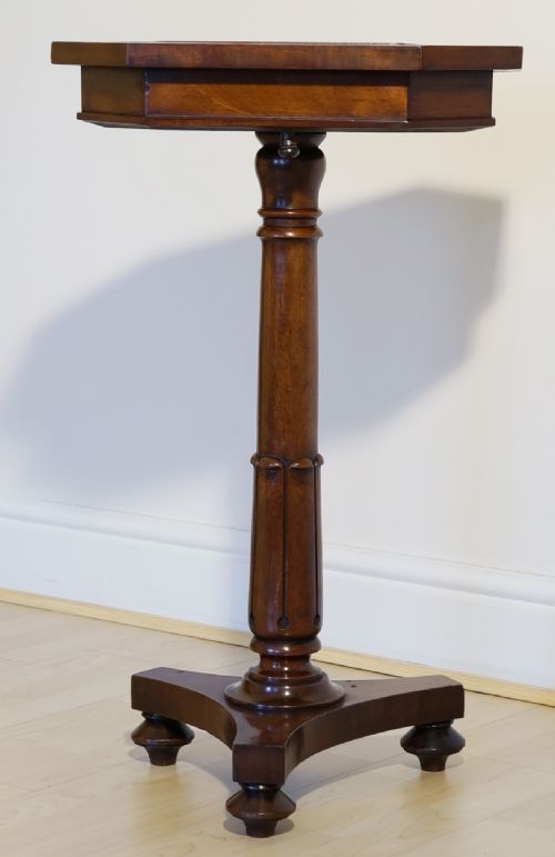 mahogany jardinire - CATEGORY: ANTIQUE FURNITURE - DATED 1800
