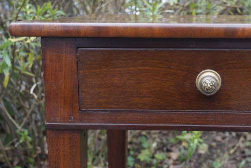 MAHOGANY SINGLE DRAWER TABLE WITH TAPERING LEG - ADDITIONAL PHOTO 1