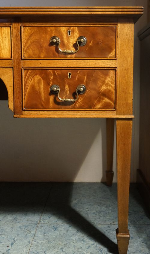 CANTERBURY MAGAZINE RACK IN MAHOGANY CIRCA 1830S - ADDITIONAL PHOTO 6