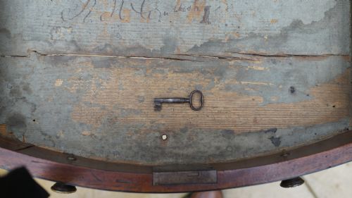 1820S GEORGIAN MAHOGANY BLACK LINED INLAID OVAL PEMBROKE TABLE - ADDITIONAL PHOTO 2