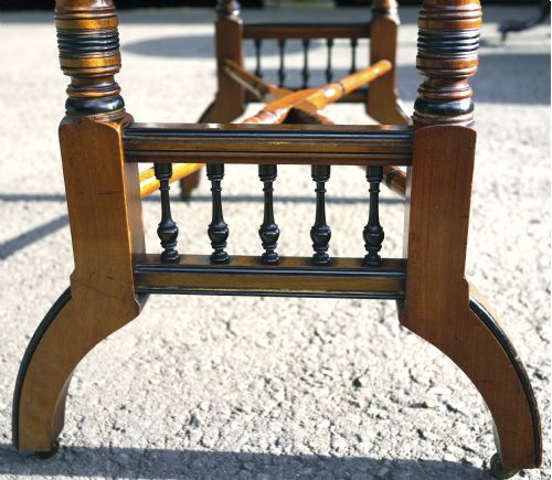 HIGH QUALITY WALNUT SWIVEL FLIP TOP CARD AND GAMES TABLE MAKER HOGDEN 1880S - ADDITIONAL PHOTO 2