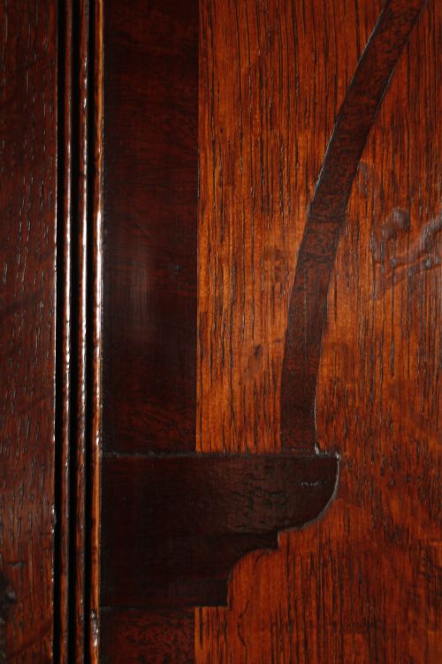 ANTIQUE OAK CORNER CUPBOARD CIRCA 1790S - ADDITIONAL PHOTO 3