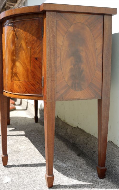 MAHOGANY SHERATON STYLE SIDEBOARD CIRCA1900S - ADDITIONAL PHOTO 1
