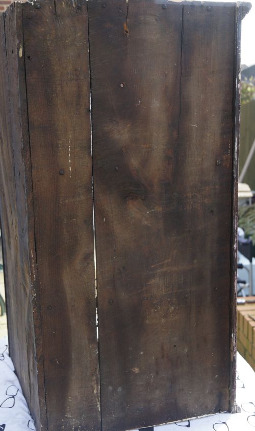 OAK INLAID CORNER CUPBOARD WITH UNSUAL DOOR AND INNER DECORATION CIRCA 1720S - ADDITIONAL PHOTO 7