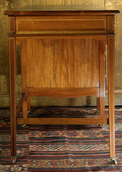 COMPACT SOLID MAHOGANY SINGLE SIDED PEDESTAL DESK WITH FINE INLAYS CIRCA 19001910 - ADDITIONAL PHOTO 6