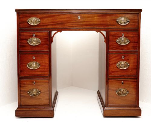 compact georgian mahogany pedestalkneehole desk - CATEGORY: ANTIQUE DESKS - DATED GEORGIAN