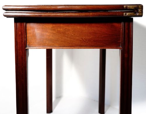 FINE GEORGIAN MAHOGANY TEA TABLE - ADDITIONAL PHOTO 3