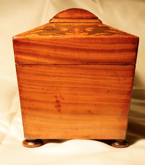 A GOOD ROSEWOOD AND SATINWOOD INLAID THREE COMPATMENT TEA CADDY - ADDITIONAL PHOTO 3