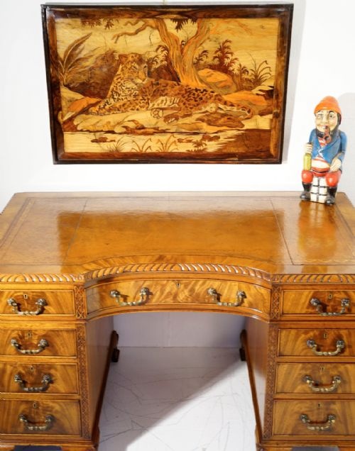 THREE PIECE MAHOGANY PEDESTAL DESK IN THE GEORGIAN - ADDITIONAL PHOTO 3