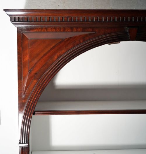 NARROW MAHOGANY OPEN SHELVED BOOKCASE SUPPORTED ON SPLAY FEET - ADDITIONAL PHOTO 2