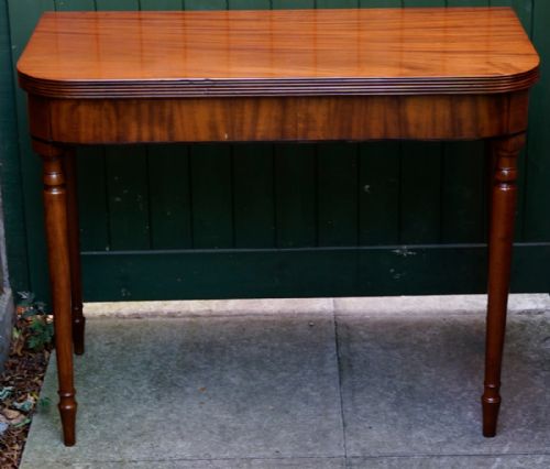 solid mahogany late georgian 1815s tea table in show room condition - CATEGORY: ANTIQUE TABLES - DATED GEORGIAN
