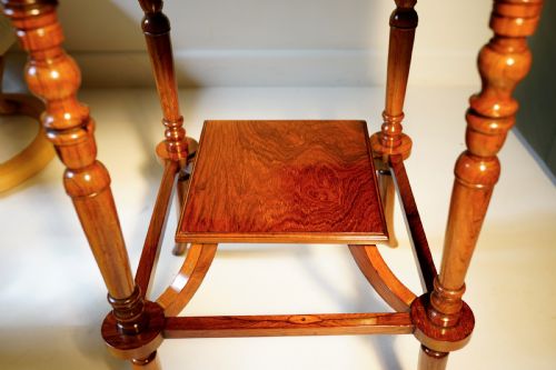 VICTORIAN EDWARDIAN ROSEWOOD AND BOXWOOD INLAID TWOTIER OCCASIONAL TABLE OF UNUSUAL DESIGN BEAUTIFULLY - ADDITIONAL PHOTO 3