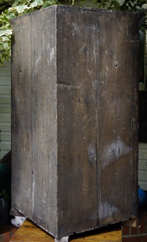 GEORGE 2ND SINGLE DOOR WALNUT CORNER CUPBOARD IN EXCELLENT CONDITION HAVING BENEFITTED - ADDITIONAL PHOTO 10