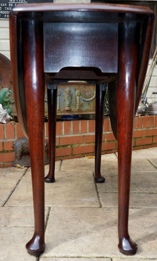 A THREE PLANK GEORGE 3RD MAHOGANY PAD FOOT GATE LEG DINING TABLE - ADDITIONAL PHOTO 4