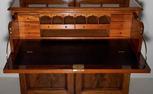 EXTREMELY GOOD QUALITY MAHOGANY SECRETAIRE BOOKCASE OF SMALL DIMENSIONS IN EXCELLENT CONDITION - ADDITIONAL PHOTO 1