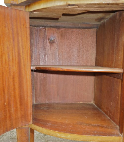 MAHOGANY SHERATON STYLE SIDEBOARD CIRCA1900S - ADDITIONAL PHOTO 3