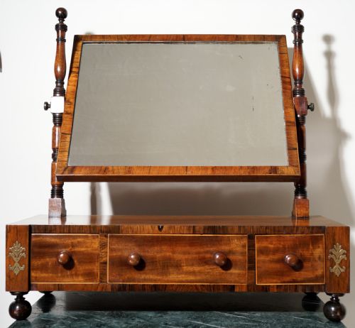 A GOOD REGENCY THREEDRAWER OAK LINED MAHOGANY AND ROSEWOOD WITH BOXWOOD STRINGING TOILET MIRROR - ADDITIONAL PHOTO 3