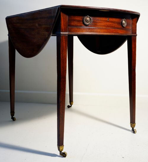 FINE 1780S GEORGIAN MAHOGANY OVAL PEMBROKE TABLE IN LOVELY ORIGINAL CONDITION - ADDITIONAL PHOTO 2