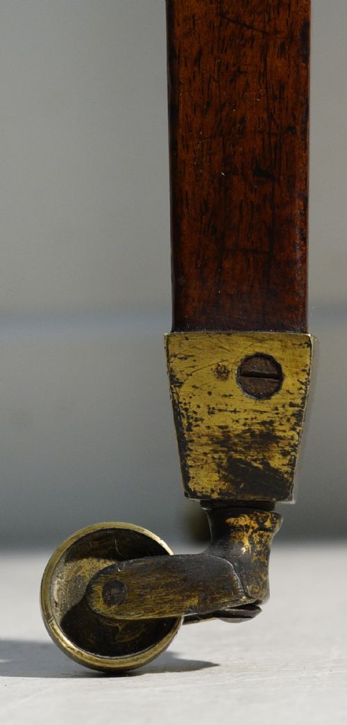 FINE 1780S GEORGIAN MAHOGANY OVAL PEMBROKE TABLE IN LOVELY ORIGINAL CONDITION - ADDITIONAL PHOTO 4