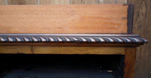 EXCELLENT QUALITY SOLID MAHOGANY THREEPIECE PEDESTAL DESK CIRCA 1920 - ADDITIONAL PHOTO 6