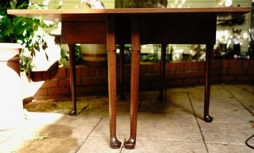FINE QUALITY EXAMPLE GEORGE 3RD 6LEGGED DROP LEAF TABLE IN EXCELLENT ORIGINAL CONDITION - ADDITIONAL PHOTO 6