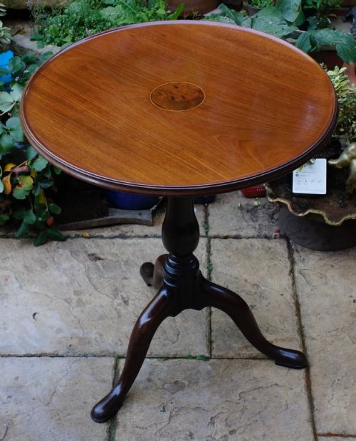 A GOOD GEORGIAN MAHOGANY TILT TOP DISHED TOPPED TRIPOD TABLE - ADDITIONAL PHOTO 1