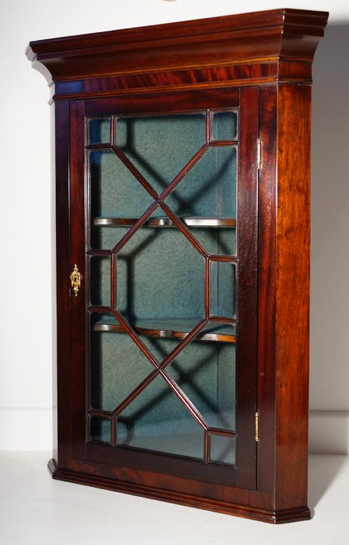 WALL HANGING MAHOGANY CORNER CUPBOARDCABINET - ADDITIONAL PHOTO 1