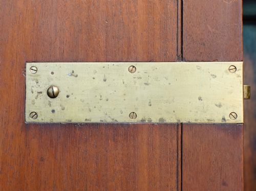 SUPERB MAHOGANY CUPBOARD - ADDITIONAL PHOTO 3