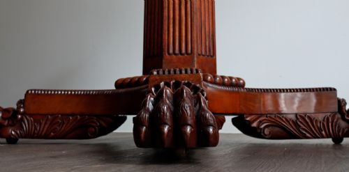 A FINE QUALITY CIRCULAR SOLID PADOUK ANGLOINDIAN PLATFORM BASE DINING CENTRE TABLE - ADDITIONAL PHOTO 3