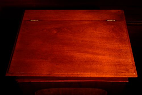 ANTIQUE MAHOGANY CUPBOARD - ADDITIONAL PHOTO 6