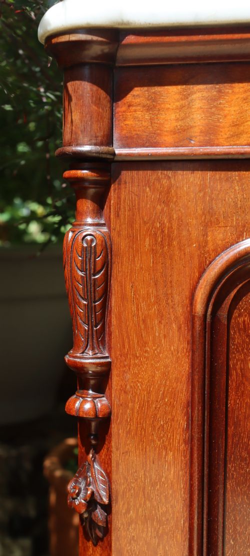 ANTIQUE MAHOGANY SINGLE DOOR CUPBOARD - ADDITIONAL PHOTO 5