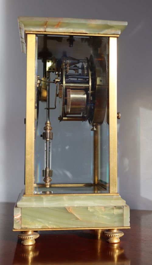 ANTIQUE GOOD LOOKING FINE QUALITY 1880S FRENCH ONYX MARBLE AND BRASS MANTEL CLOCK - ADDITIONAL PHOTO 2